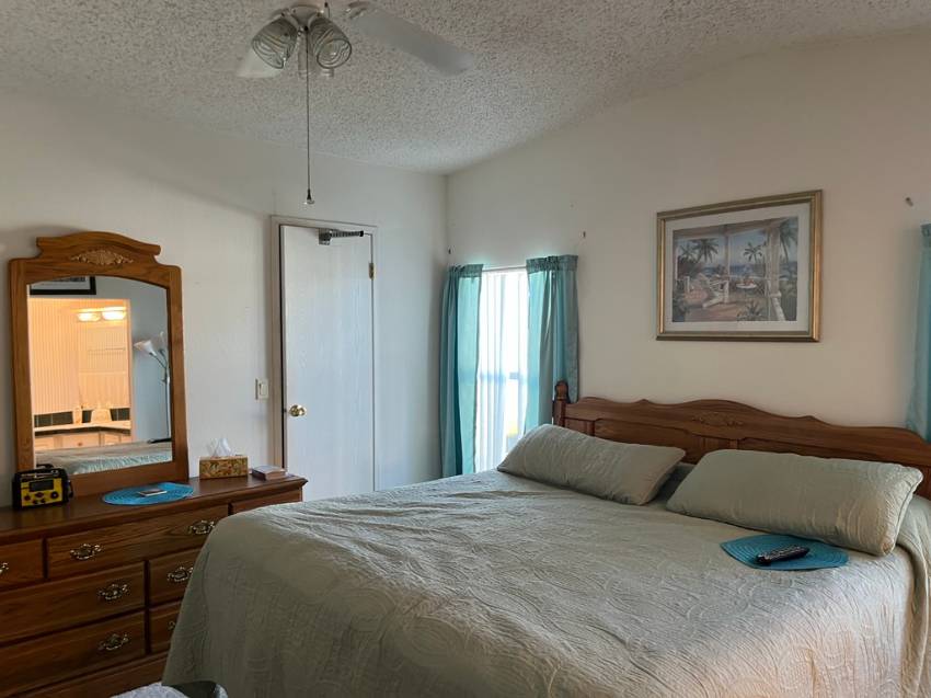 1329 Las Brisas Lane a Winter Haven, FL Mobile or Manufactured Home for Sale